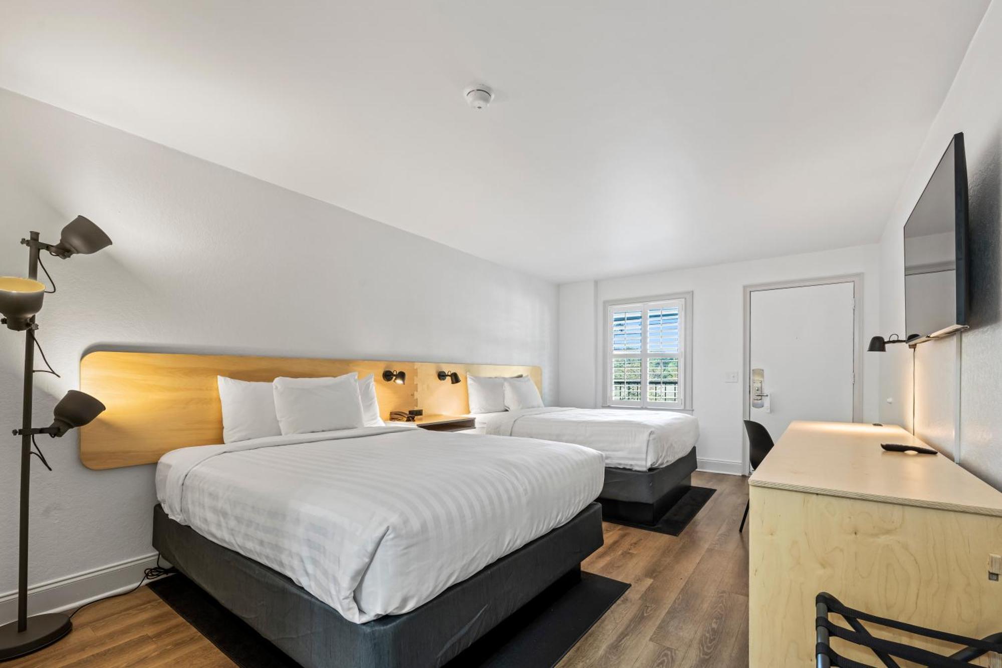 Charleston Creekside Inn מראה חיצוני תמונה