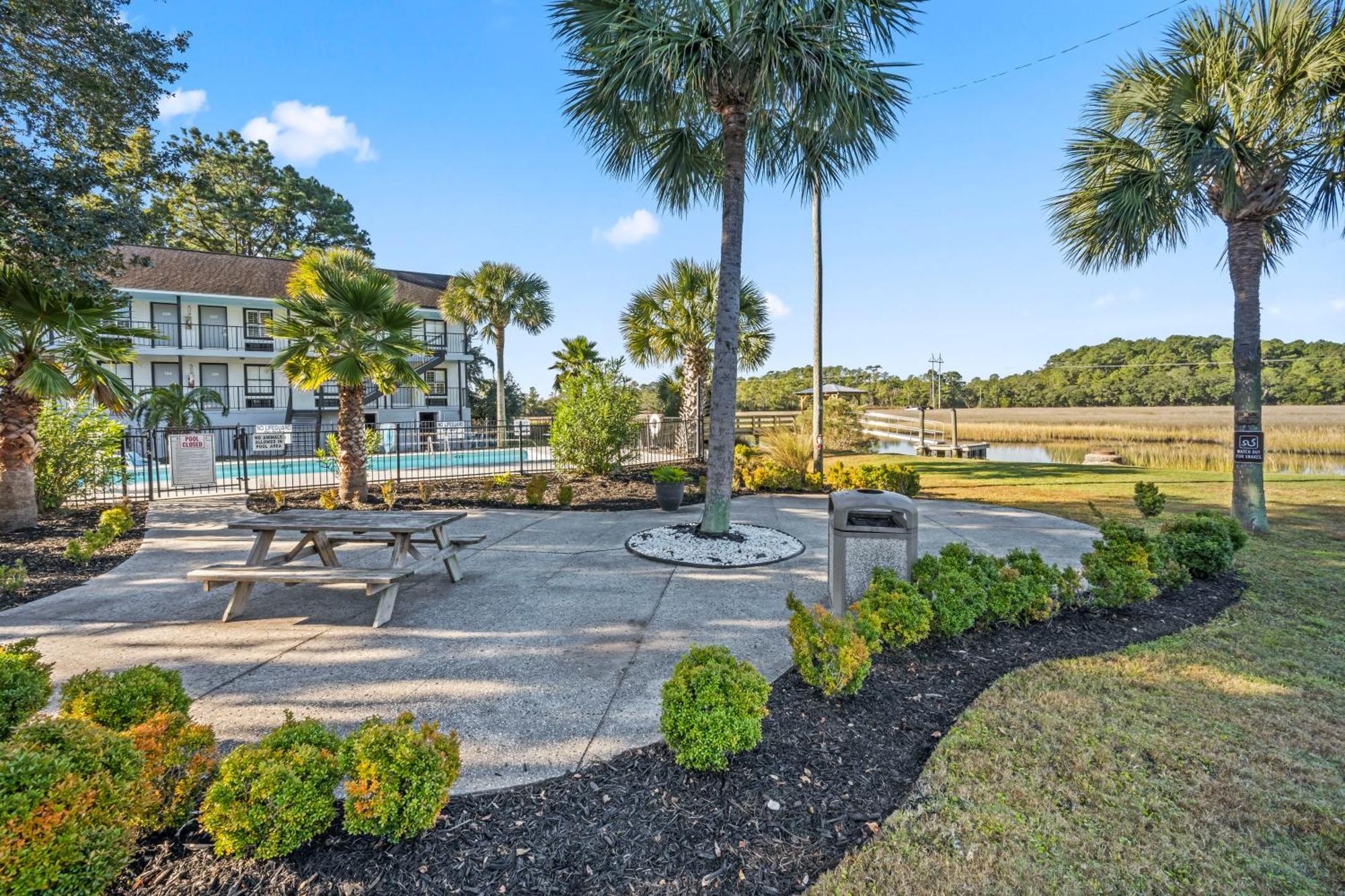 Charleston Creekside Inn מראה חיצוני תמונה